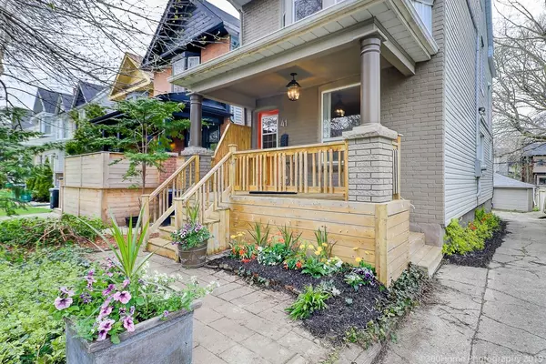 41 Hastings AVE #Upper, Toronto E01, ON M4L 2L1