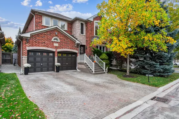 491 Pettit TRL, Milton, ON L9T 6N9