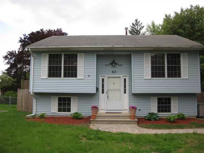 36 Lake St, Bergenfield Boro, NJ 07621