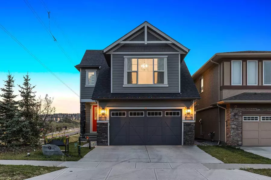 9 Sage Meadows GN NW, Calgary, AB T3P 0X4