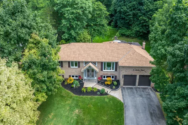 8 Anchor CT, East Gwillimbury, ON L9N 1G1