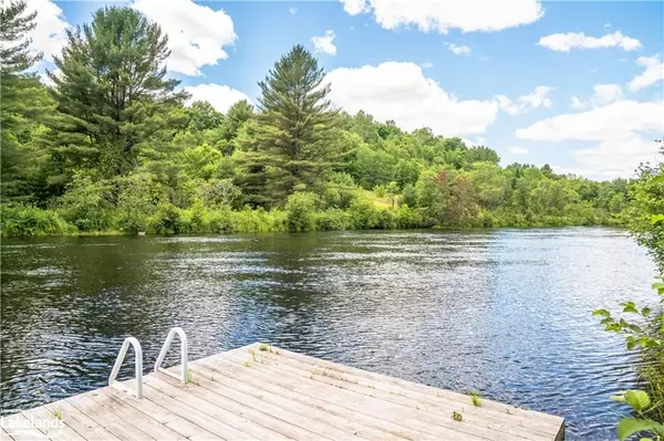 Bracebridge, ON P1L 0L5,1016 ZOE LN