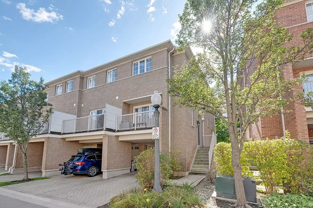 Oakville, ON L6M 4V8,1169 Dorval DR #59