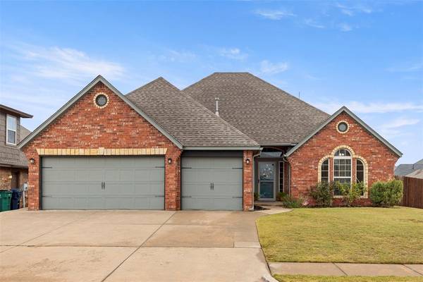 2709 NW 172nd Street, Edmond, OK 73012