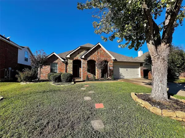 4003 Greenwood Way, Mansfield, TX 76063