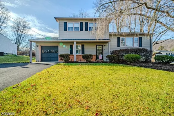 114 Ferris Pl, Hackettstown Town, NJ 07840