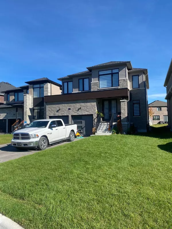 Wasaga Beach, ON L9Z 1J7,163 Rosanne CIR