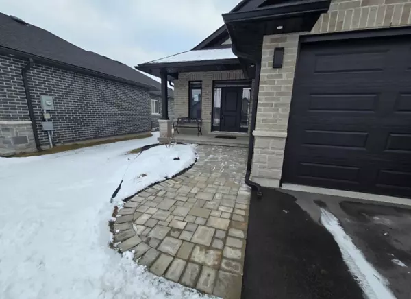 5 Mavety CT, Belleville, ON K8N 0M2