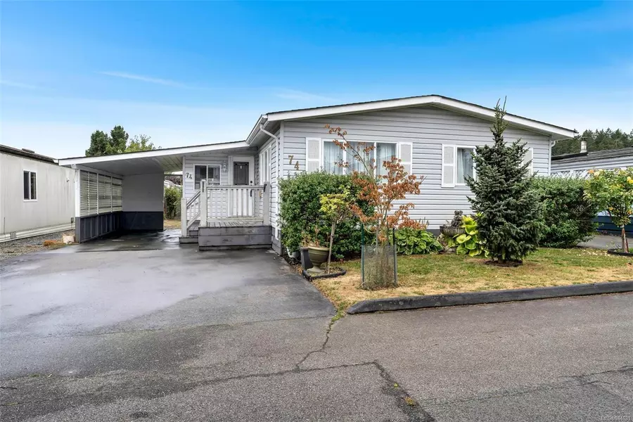 7701 Central Saanich Rd #74, Central Saanich, BC V8M 1X4