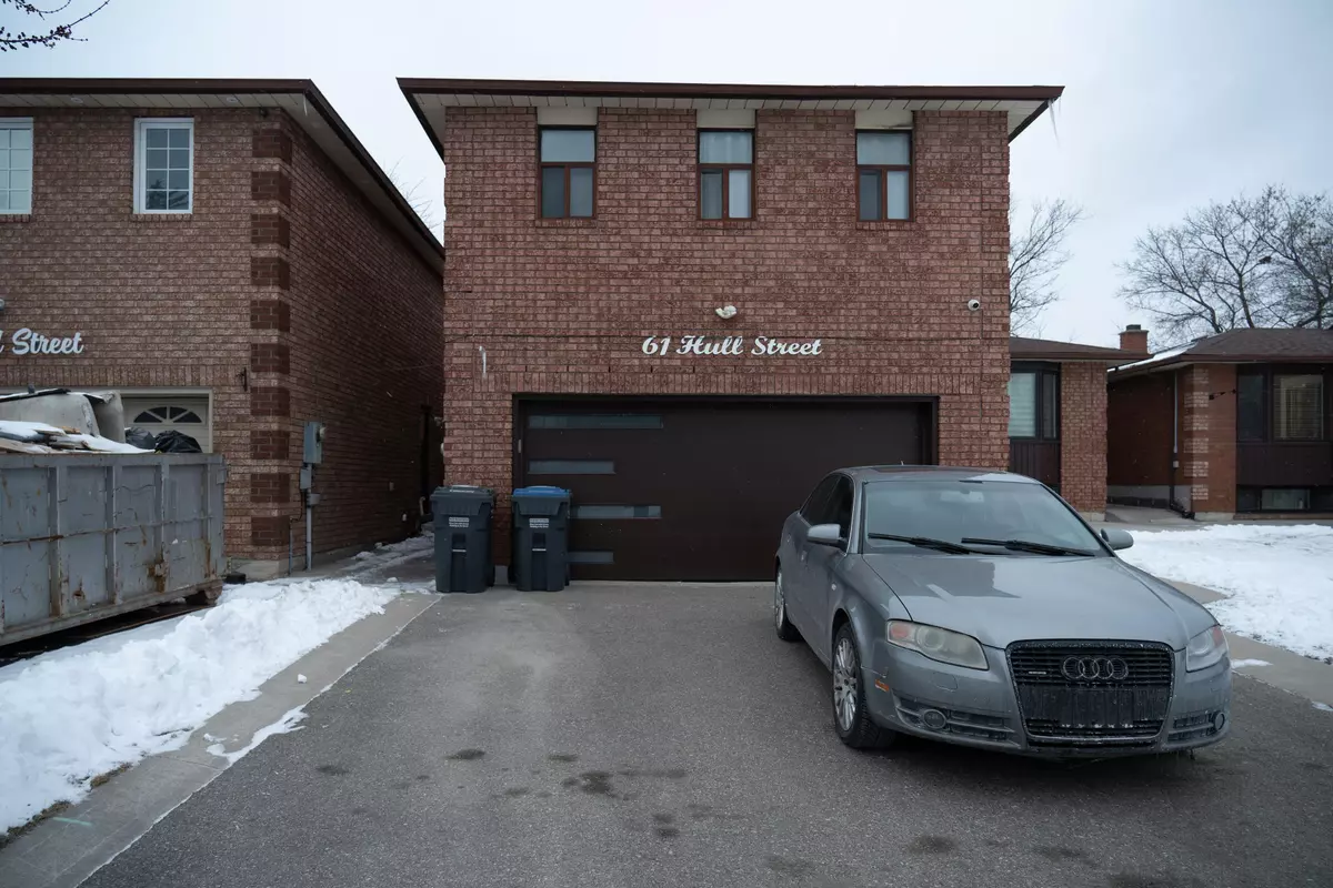 Mississauga, ON L4T 1C9,61 Hull ST #Bsmt