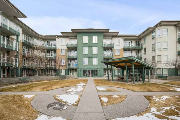 3111 34 AVE Northwest #222, Calgary, AB T2L 0Y2