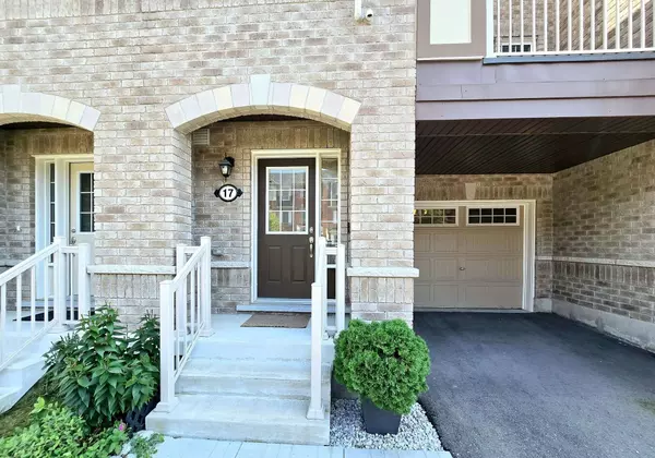 Whitby, ON L1P 0E4,17 Bluegill CRES