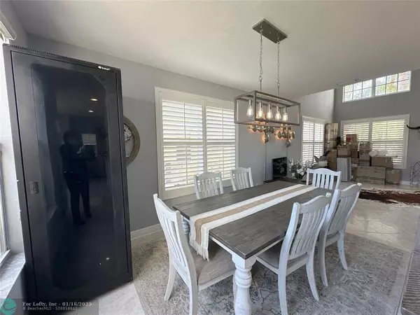 Vero Beach, FL 32966,1886 SW Grey Falcon Cir