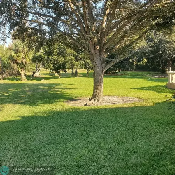 Parkland, FL 33067,6368 NW 79th Way