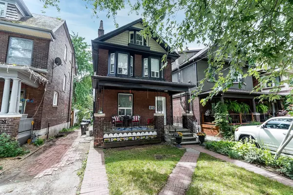 25 Boustead AVE, Toronto W01, ON M6R 1Y7