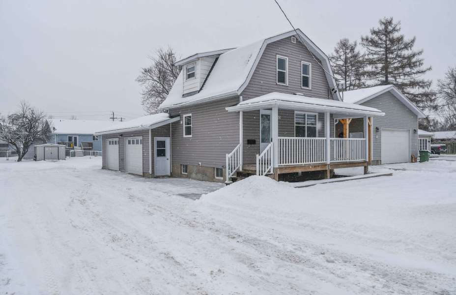 445 Boundary RD E, Renfrew, ON K8A 6L2