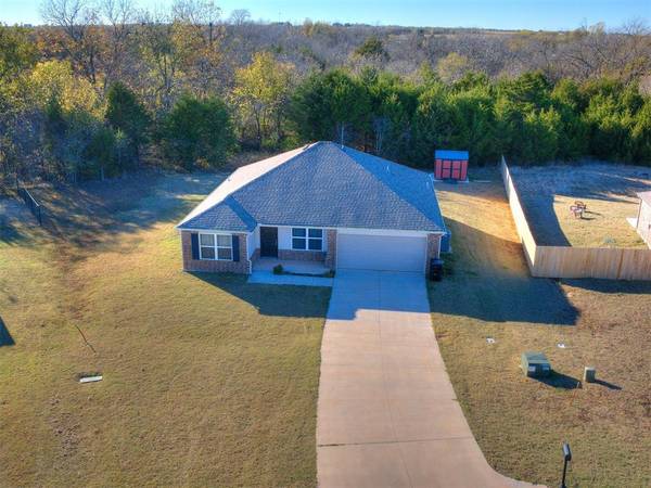 5636 Bent Creek Road, Shawnee, OK 74804