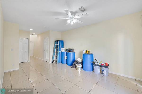 Pompano Beach, FL 33069,1247 NW 27th Ave