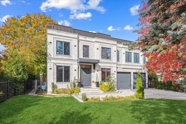 Oakville, ON L6L 1W9,1453 Seagram AVE S