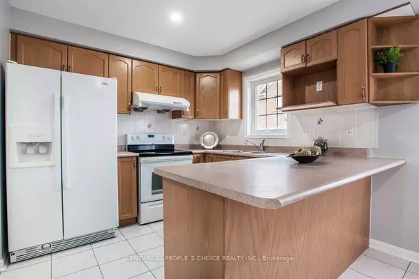 Brampton, ON L6Z 4W2,250 Richvale DR S #9