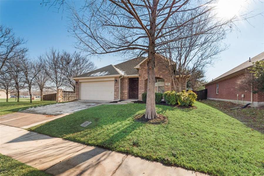 1816 Caney Creek Drive, Little Elm, TX 75068