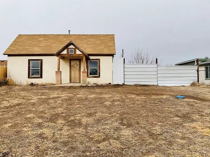 638 W 8th St, Walsenburg, CO 81089