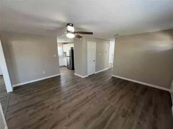 Dallas, TX 75228,9972 Marlin Drive