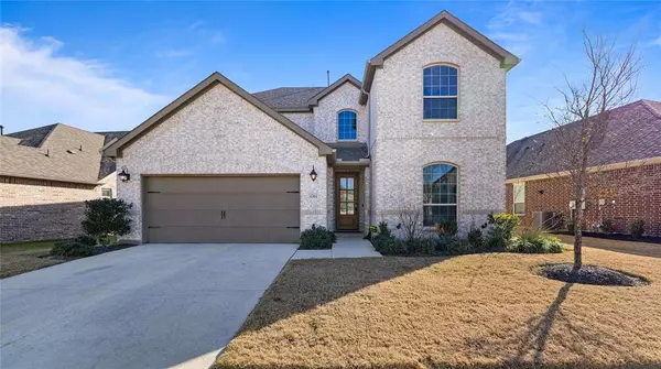 4304 Expedition Drive, Oak Point, TX 75068