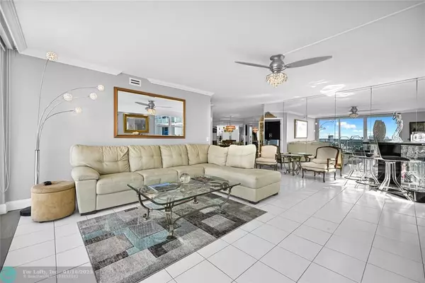 Hallandale Beach, FL 33009,2030 S Ocean Dr  #2027