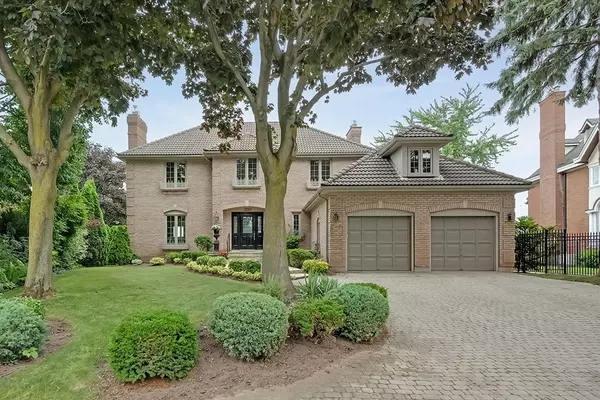 Oakville, ON L6L 5V9,3286 SHELBURNE PL