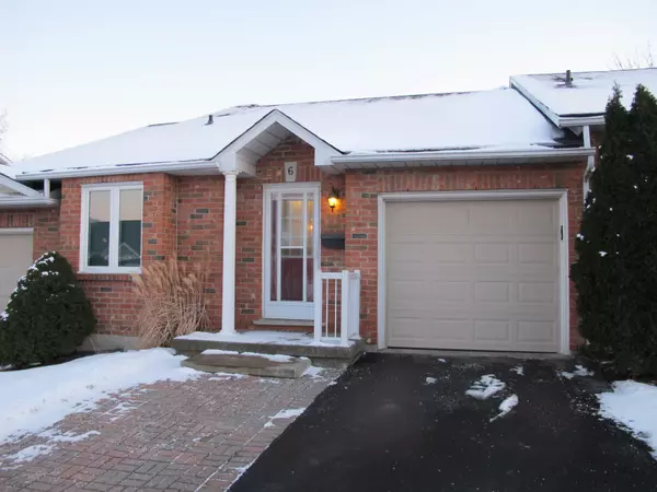 60 Rice AVE #6, Hamilton, ON L9C 7S3