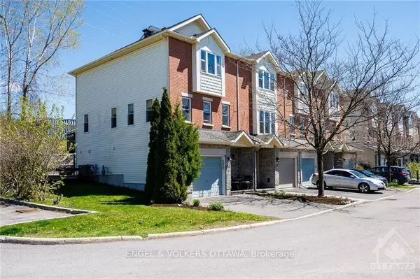 Billings Bridge - Riverside Park And Area, ON K1V 2B2,135 GLENHAVEN N/A