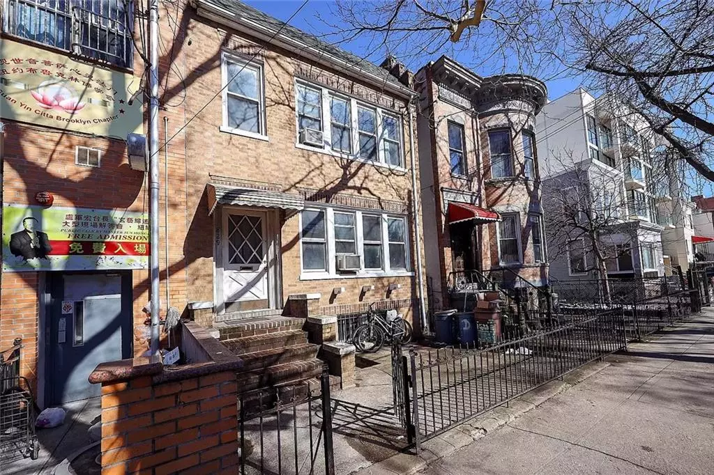 Brooklyn, NY 11220,829 54th ST