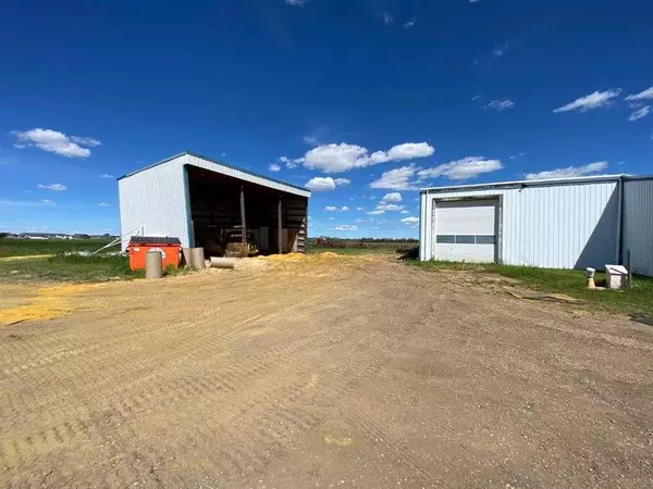 Grande Prairie, AB T8X 0L6,8202 84 ST