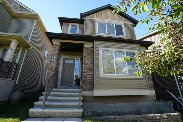 18 Nolanfield LN Northwest, Calgary, AB T3R 0M6