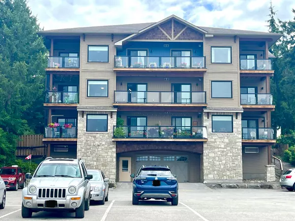 9 NEWCASTLE ST #204, Minden Hills, ON K0M 2K0