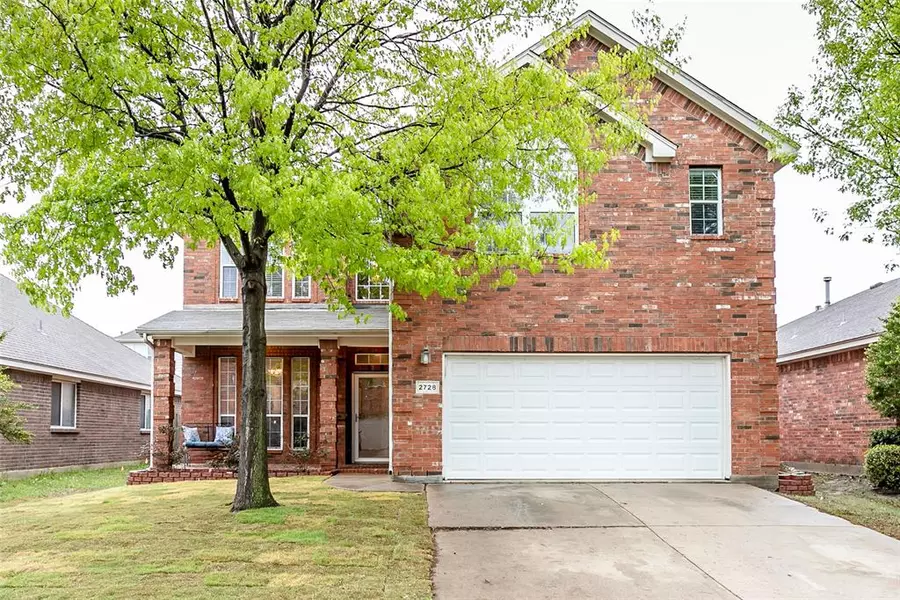 2728 Red Wolf Drive, Fort Worth, TX 76244