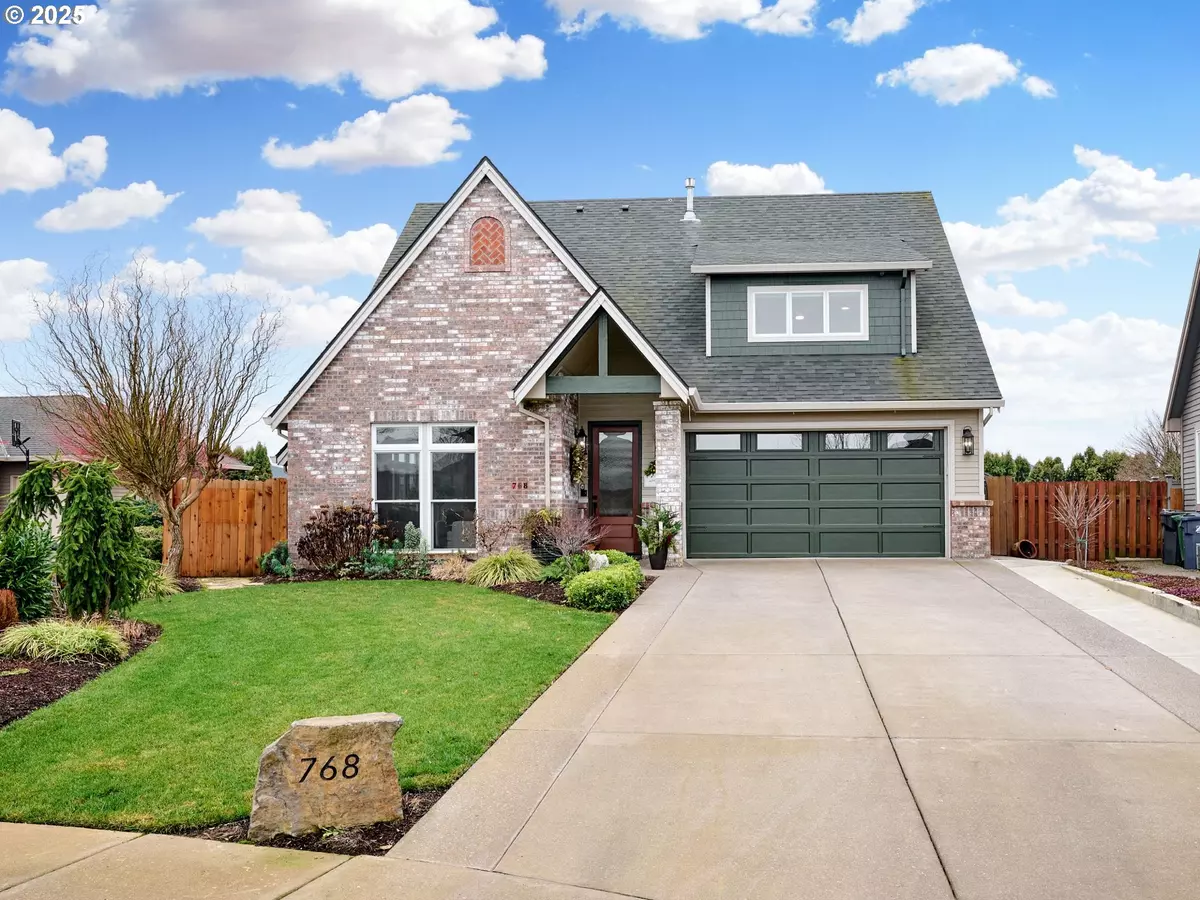 Woodburn, OR 97071,768 GOOSE HOLLOW CT