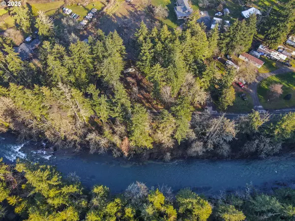 Dorena, OR 97434,37623 ROW RIVER RD