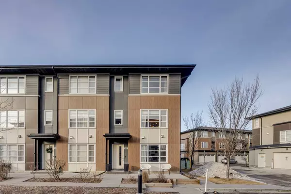 1002 Evansridge PARK NW, Calgary, AB T3P 0N7