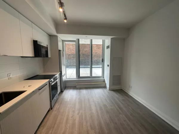 Toronto, ON M4C 0B1,2369 Danforth AVE #219