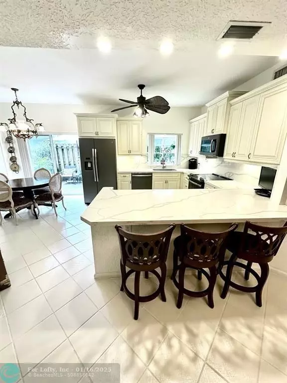 Boynton Beach, FL 33437,11698 Briarwood Cir  #1