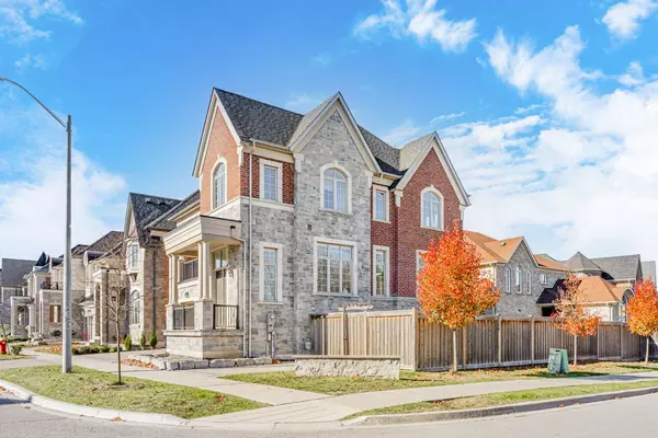 6 Rossini DR, Richmond Hill, ON L4E 0R6