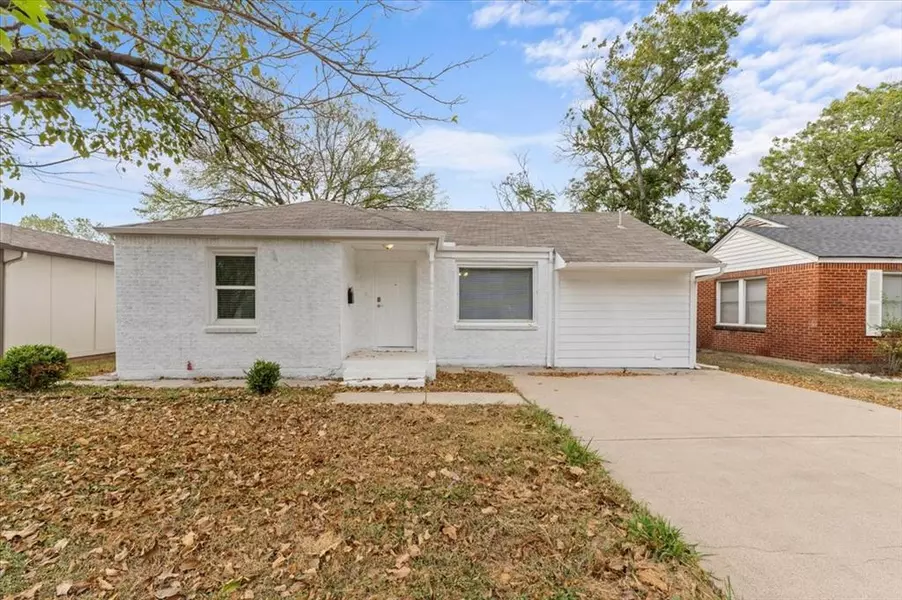 2617 W Bewick Street, Fort Worth, TX 76109