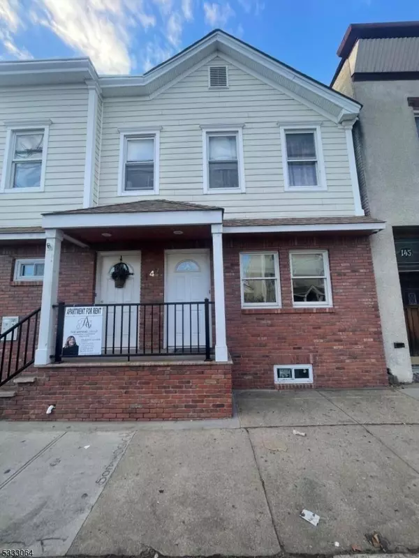 147 Pacific St, Newark City, NJ 07105