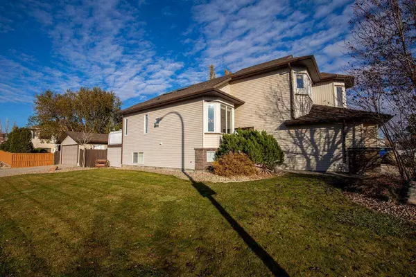 Lethbridge, AB T1K 8C8,139 Fairmont RD South