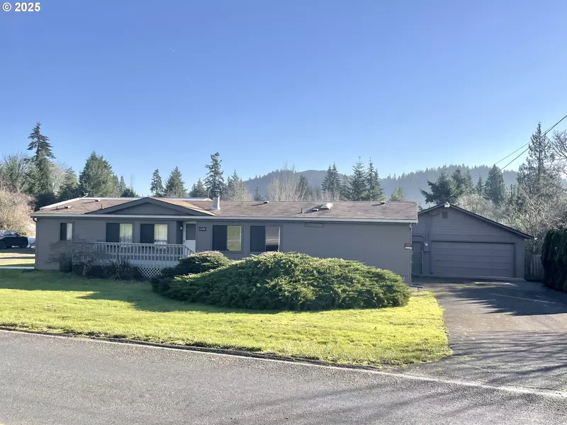 2895 HARRIS STREET RD, Kelso, WA 98626