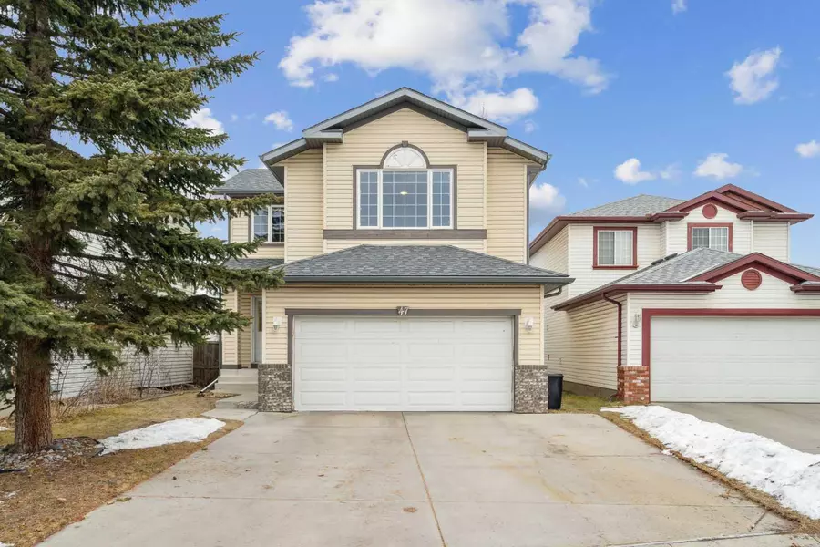 47 Harvest Park CIR Northeast, Calgary, AB T3K 4M8