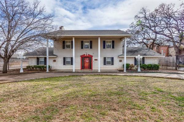 7330 Beaty Street, Fort Worth, TX 76112