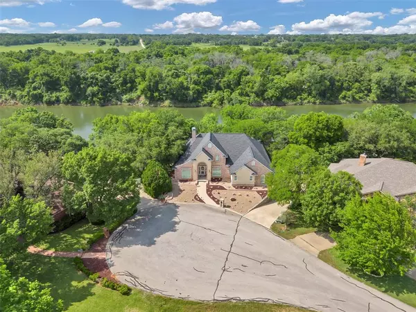 8617 Calviton Court, Granbury, TX 76049